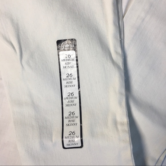 NW Guess White Skinny Jeans Classic Style - Picture 3 of 13